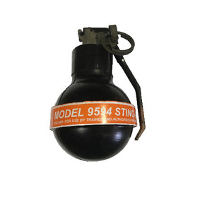 CTS 9594 OC Irritant + Sting-Ball Combo Grenade CTS 9594 OC Irritant + Sting-Ball Combo Grenade