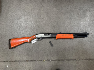 Remington 870 Police Magnum 12-Gauge Pump-Action Shotgun - USED