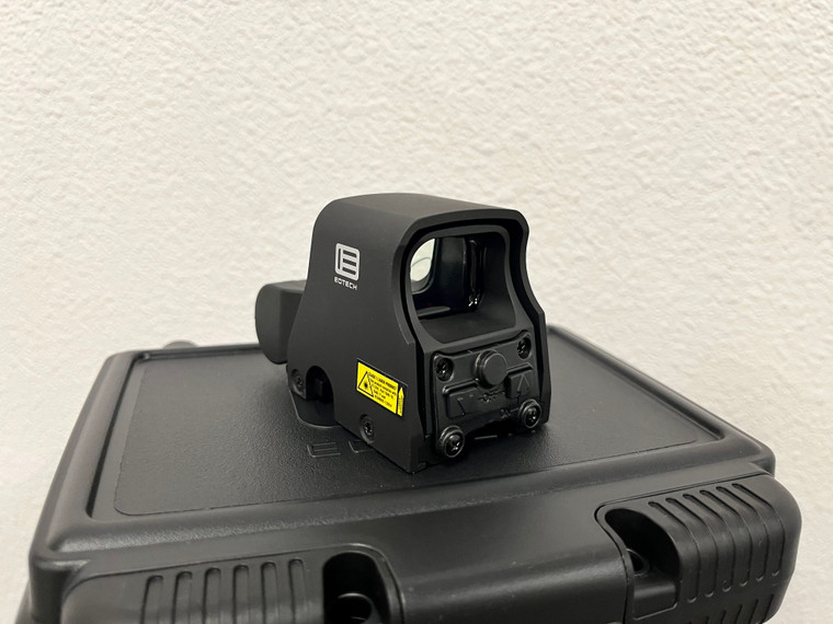 EOTech XPS2 Holographic Weapon Sight | Circle 1-Dot Reticle Non-NV Compatible - POLICE TRADE IN, LIKE NEW