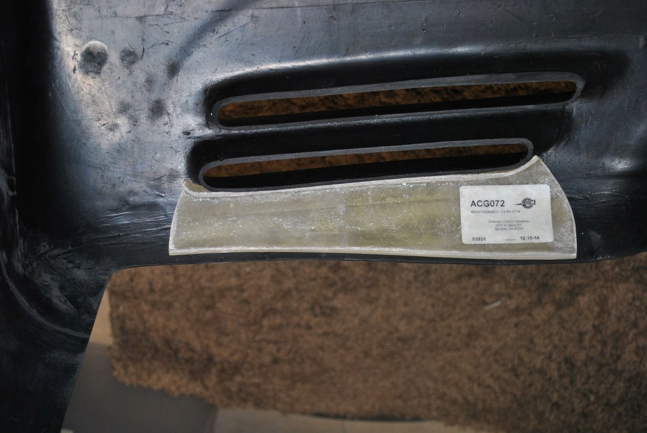 C5 - 1997-2004 REINFORCEMENT, C-5 REAR BUMPER, PAIR