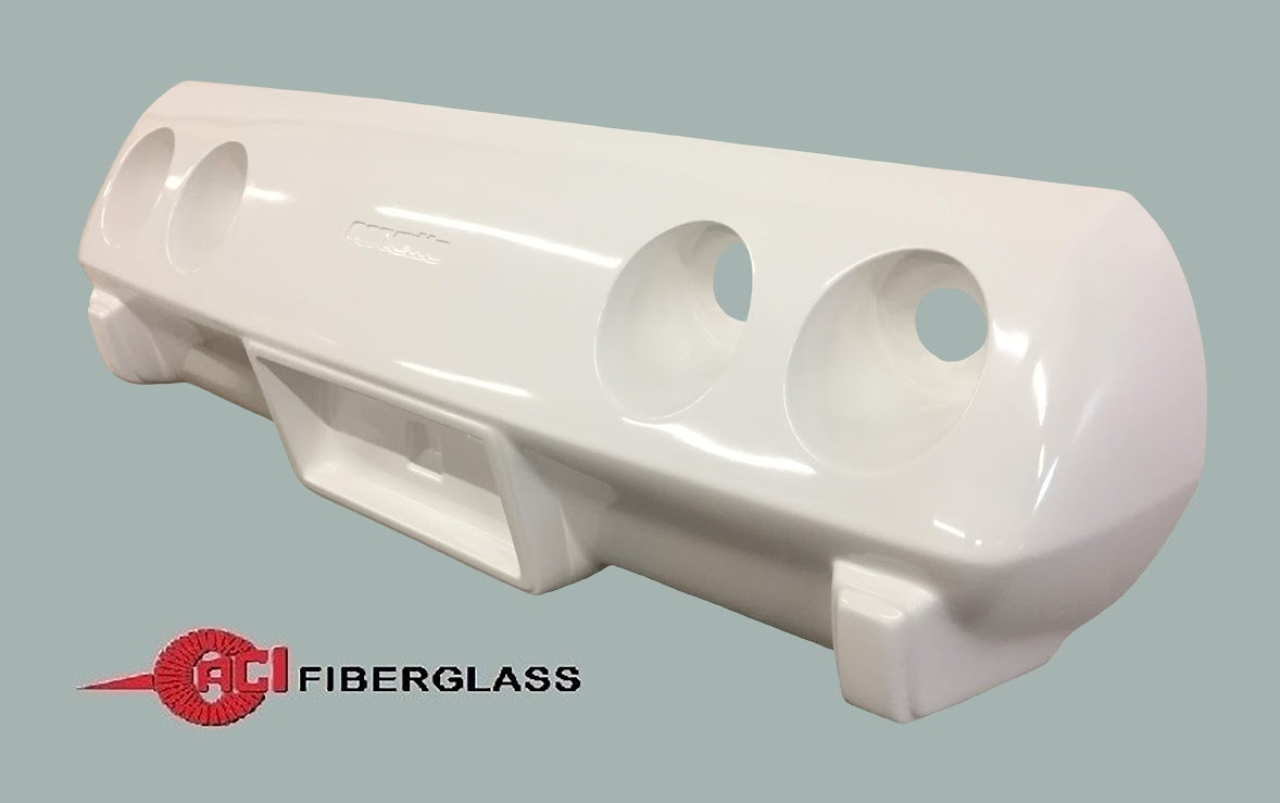 C3 - 1976 (EARLY) REAR BUMPER, STOCK (WITH DEPRESSION FOR EMBLEM)