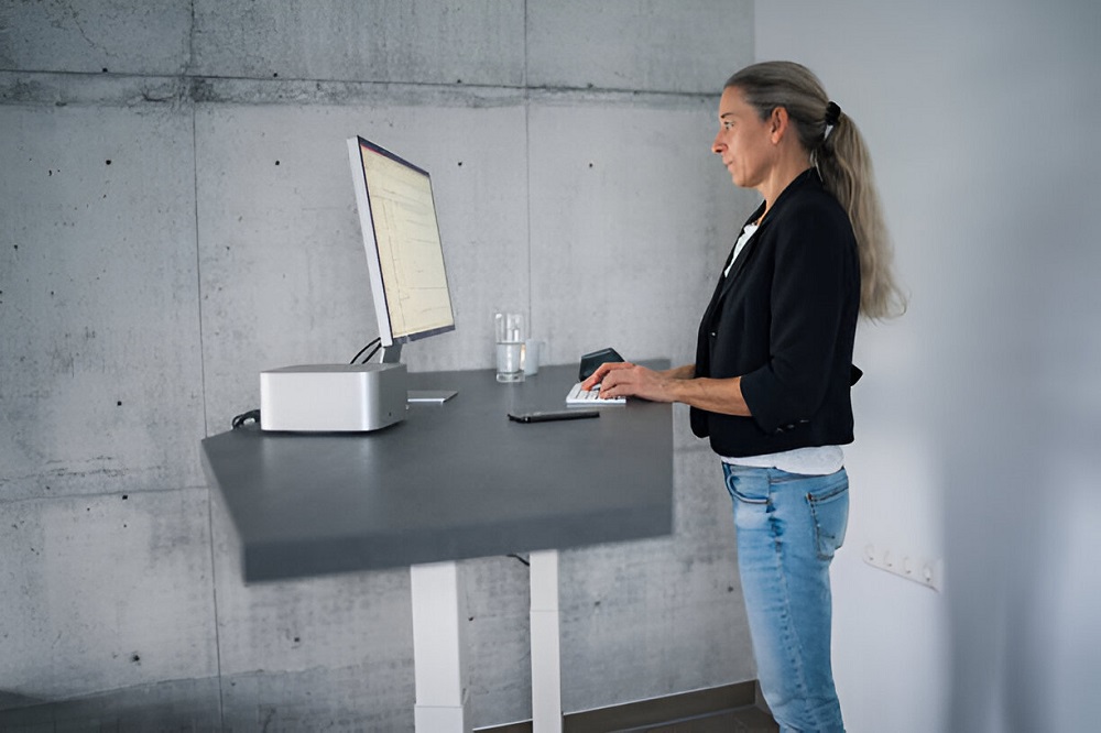 Choosing the Right Height-Adjustable Desk for Your Workspace