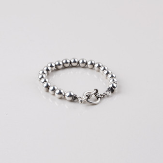 Burnished silver plated bead bracelet. Small length: 19 mm | Medium length: 21 mm