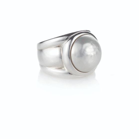 Sterling Silver 925 Classique Mabe Pearl Ring    - Please allow 10 -15 working days for manufacturing.