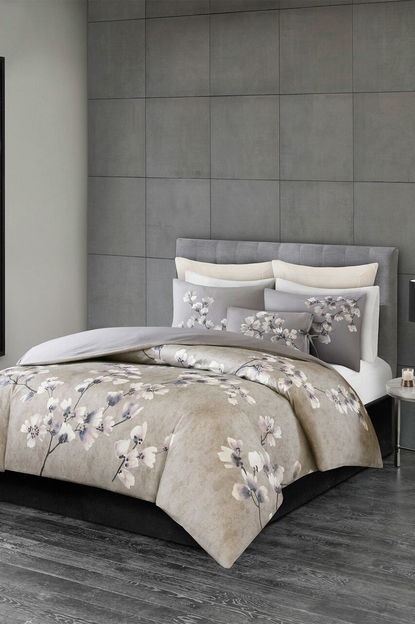 natori comforter set