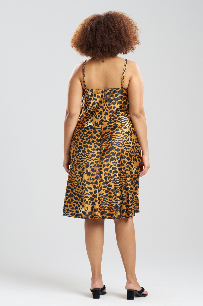 Exotic Leopard Hair Stylist Cape Collection