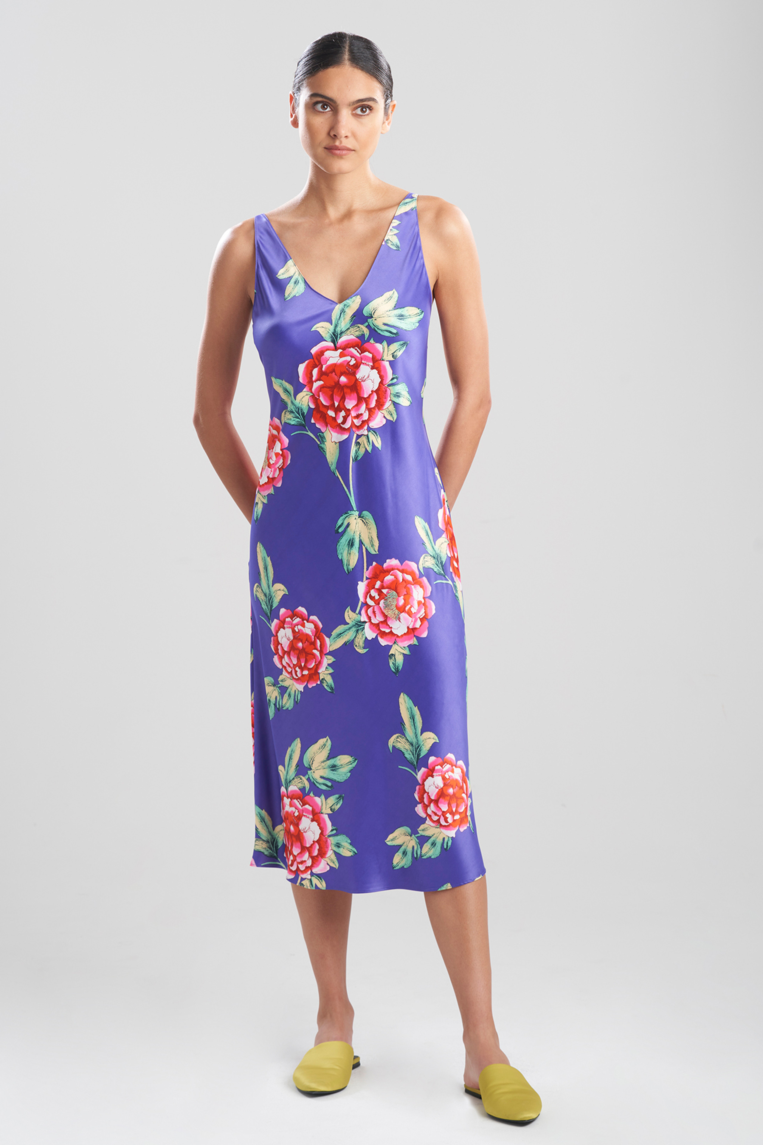 Buy Island Fleur-Printed Matte Satin Gown Online | Natori