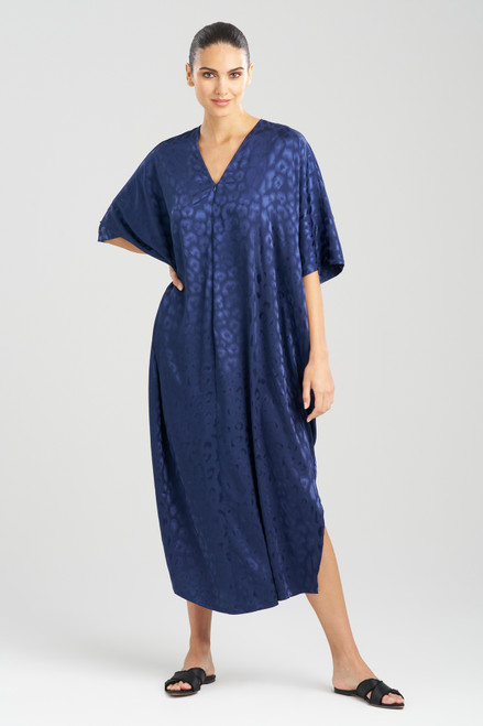 Feathers Essentials Lenzing™ Ecovero™ Viscose Robe