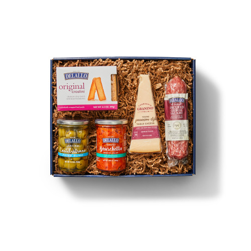 Our Italian Bites Gift Box is a high quality Italian gift sure to impress.