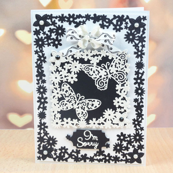 Tattered Lace Flutterby Tapestry Dies - D597