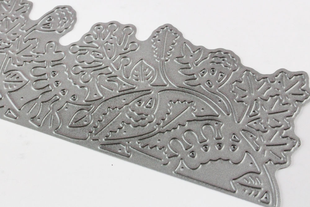 Tattered Lace RETIRED Autumn Edge Cutting Die D615