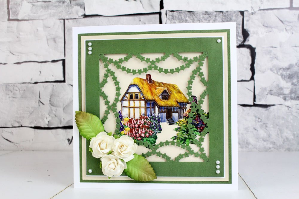 Tattered Lace Essentials - Charisma Summer Cottage + CD-ROM ETL286