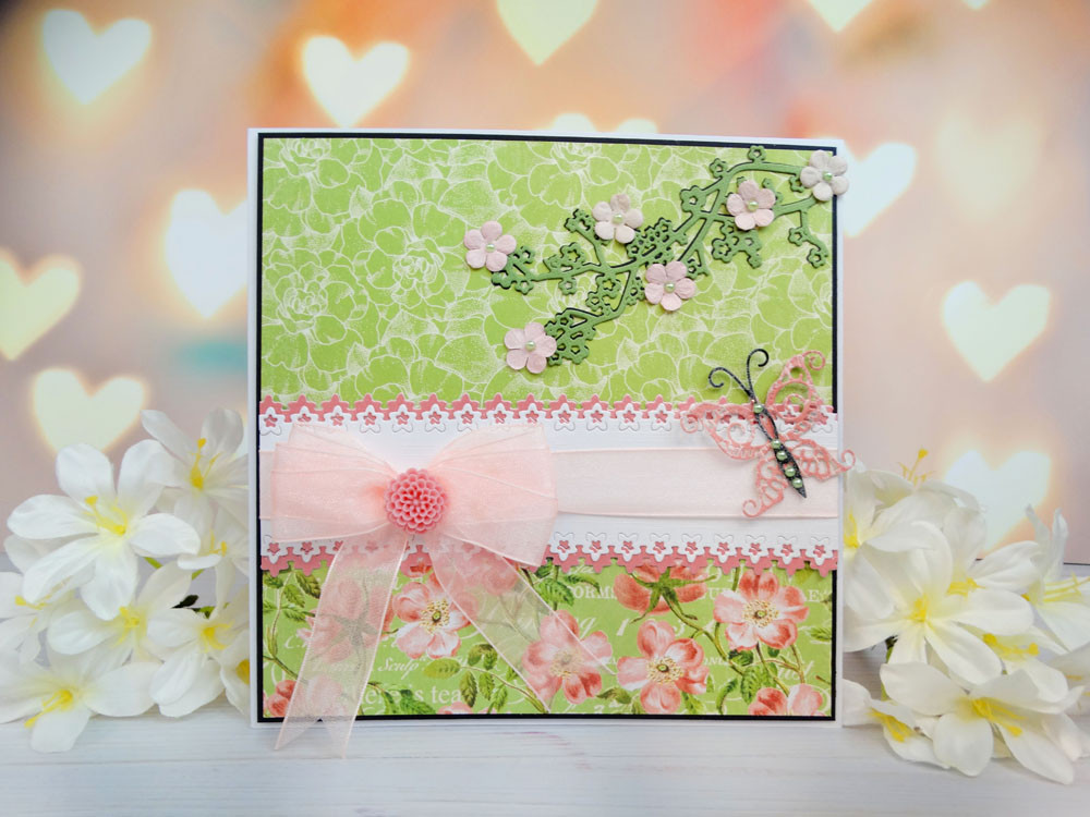 Tattered Lace RETIRED Delicate Flower Border Cutting Die Set D813