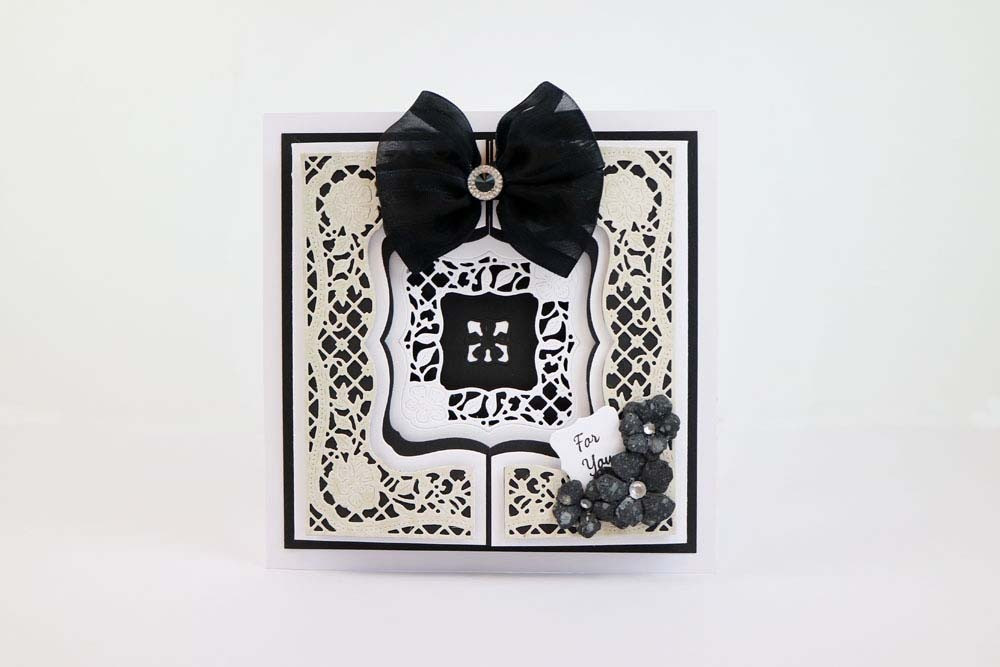 Tattered Lace Swing Lace Square Die 441483