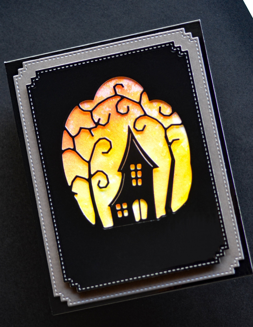 Memory Box 100% Steel Creepy Cabin Cutting Die- 94634