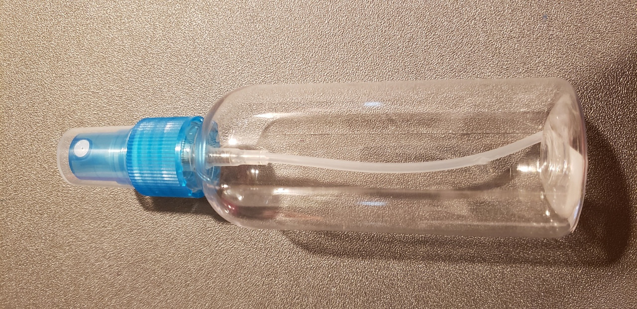 Transparent 4 oz Spray Bottle w/ blue lid- HB866