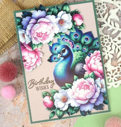 Hunkydory Crafts The Little Book of Peacocks - LBK331