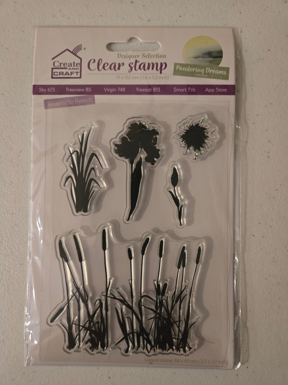 Studio Light- Pondering Dreams- Clear Stamp- Riverside Reeds