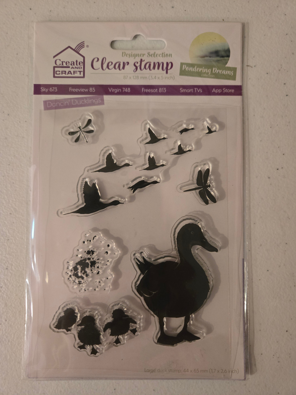 Studio Light- Pondering Dreams- Clear Stamp- Dancin' Ducklings