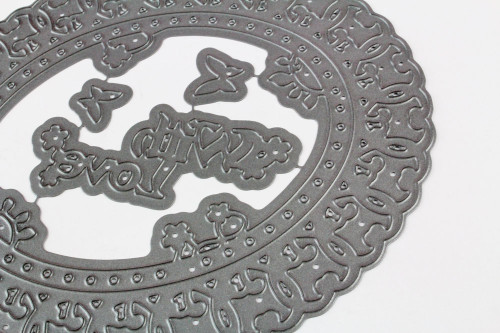 Tattered Lace RETIRED Interlocking With Love Dies D062