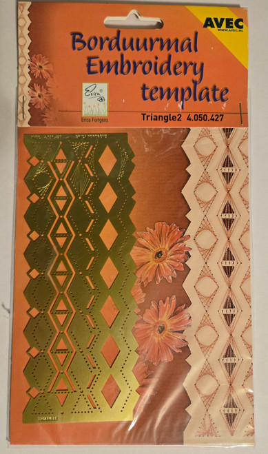 Erica Embroidery Template Triangle 2 Border 4050427