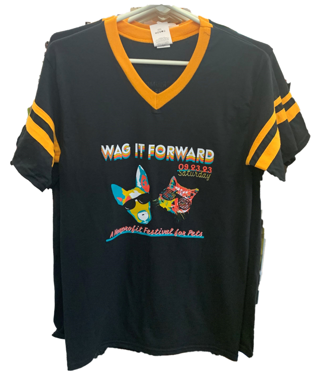 WAG IT FORWARD T SHIRT SMALL