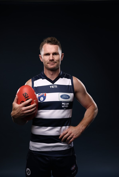 2026 Retro Guernsey Adult S/S