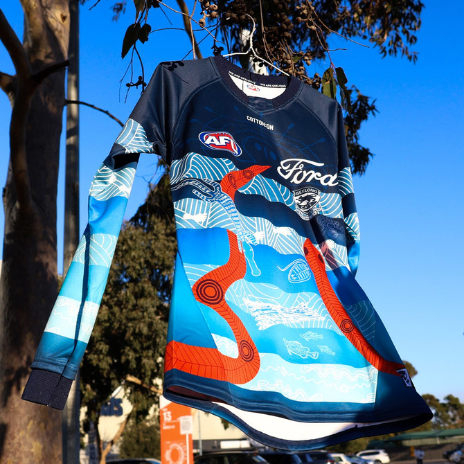 GFC 2025 First Nations Guernsey Adult L/S - Navy