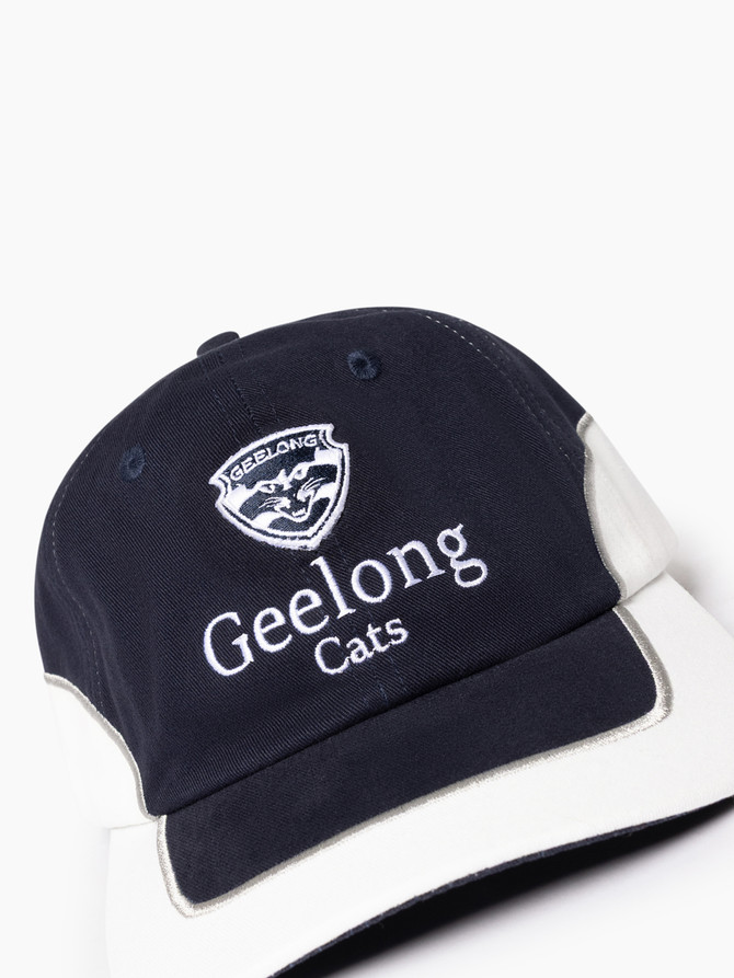 Two Tone Crest Cats Cap