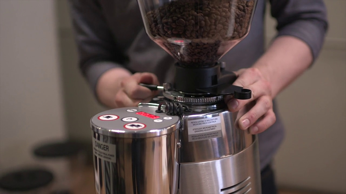 Video Overview Mazzer Kony Electronic Conical Burr Espresso Grinder