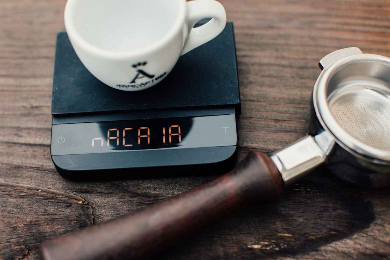 Acaia Lunar WaterResistant Espresso Scale