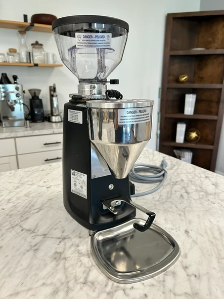 USED - EXCELLENT | Mazzer Mini Electronic Doserless Espresso Grinder - Type A