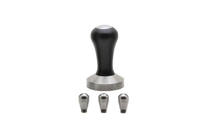 Tamper that comes standard with the Izzo Alex Duetto 4 Plus