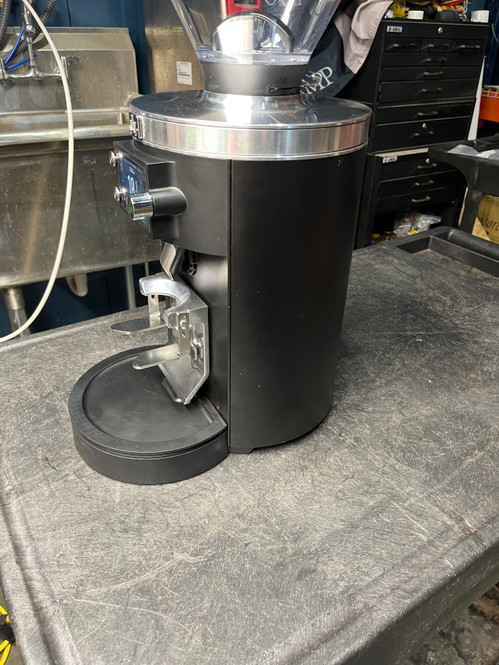 SCRATCH & DENT - Excellent | Mahlkonig E80W GbS Grind-by-Sync Espresso Grinder