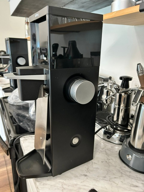 USED - GOOD | Ditting 807 Retail Coffee Grinder (Black)