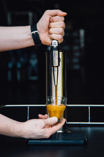 Nitro Coffee Pour