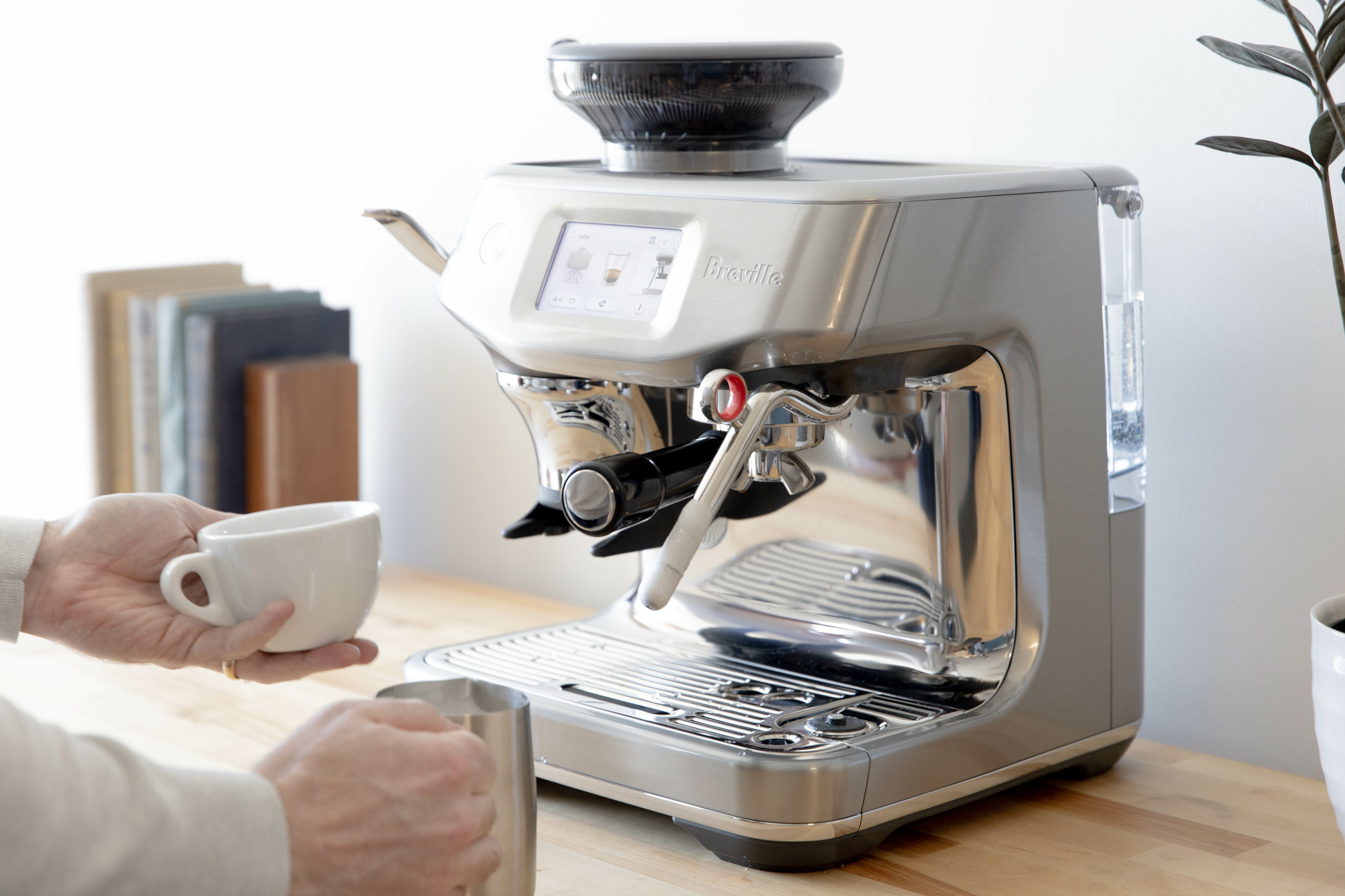 Breville Barista Touch Impress Steaming Milk