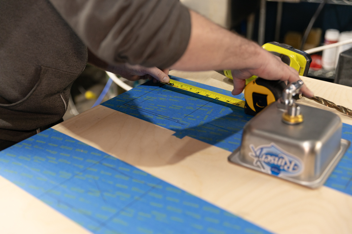 Marking precise cut lines on countertop