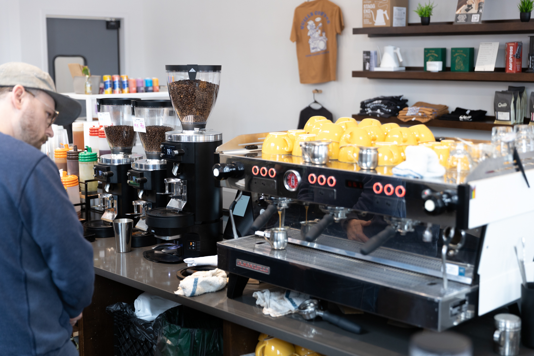 Mahlkonig E80W Grind-by-Sync with La Marzocco Linea PB AV