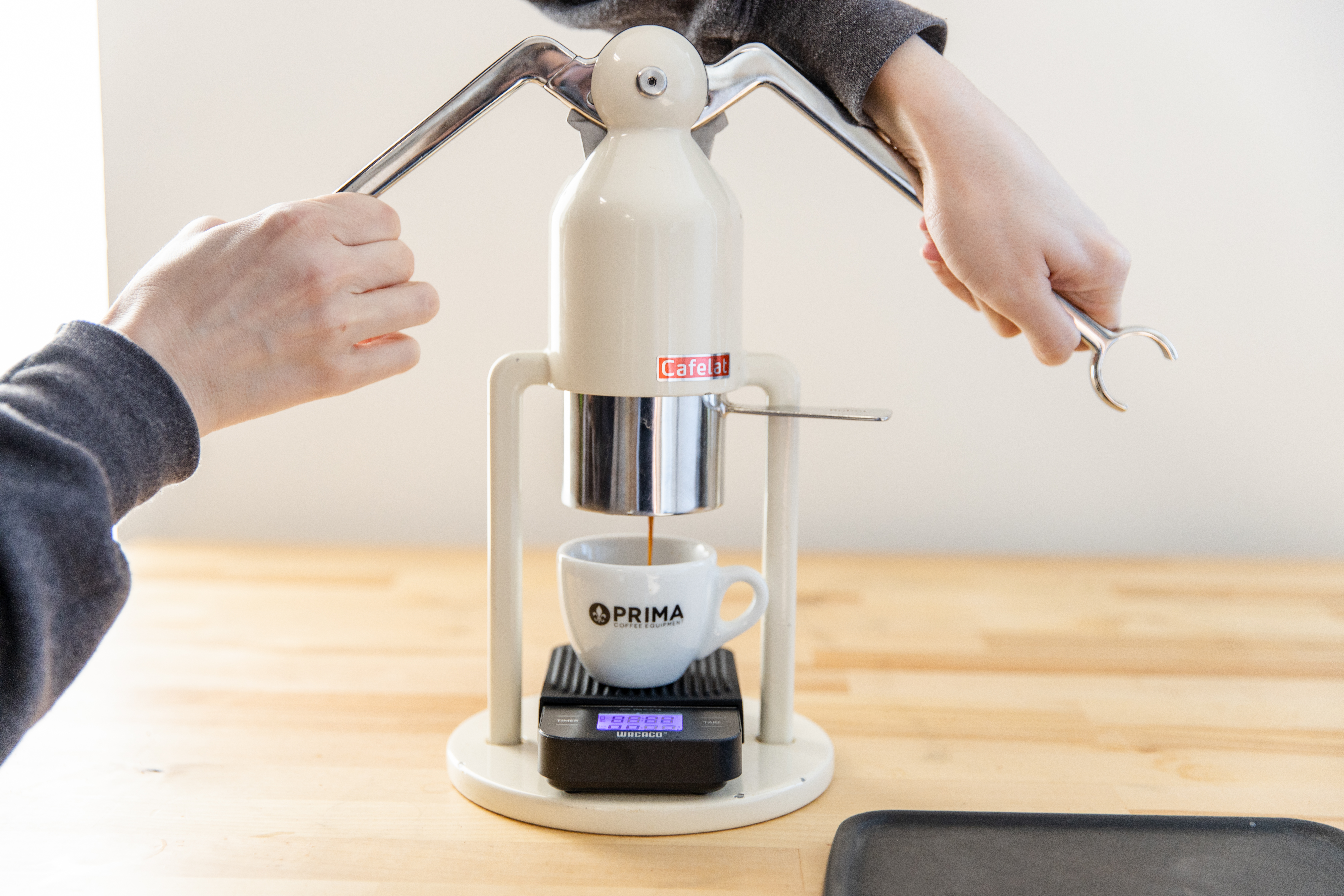 Wacaco Exagram Scale & the Cafelat Robot