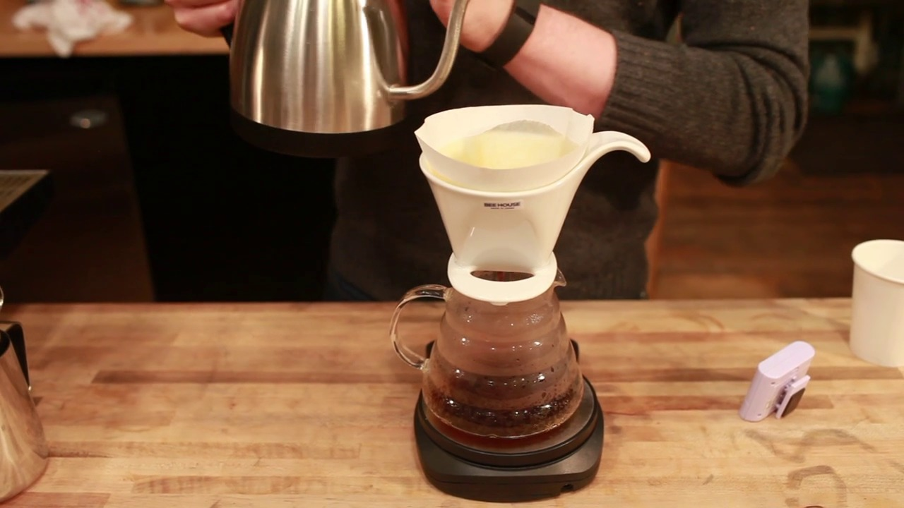 Video Overview Bee House Ceramic Coffee Dripper Prima Coffee Equipment