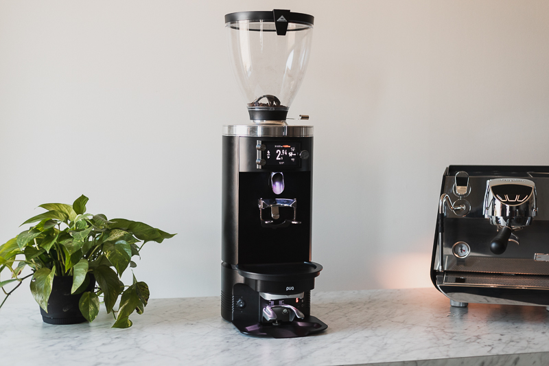Puqpress M5 under E80S on countertop