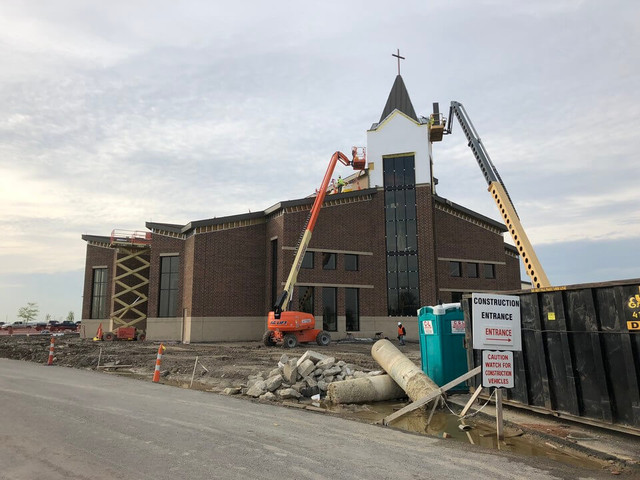 Mosser Construction Tackles the High Humidity to Keep Project on Track