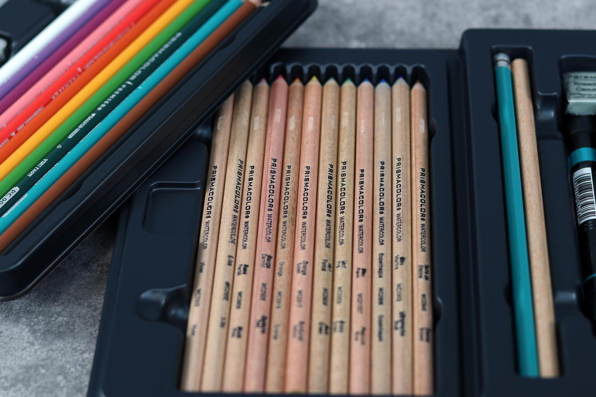 Prismacolor Colored Pencils Art Kit Gift Set ,artist Premier