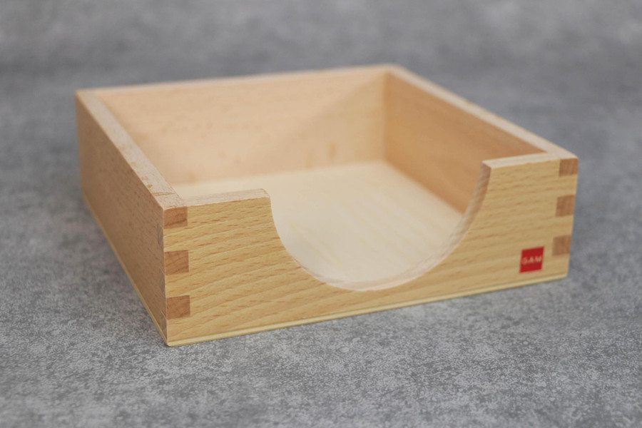 Paper Box: 14" x 14" cm