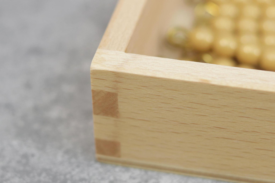 Tens Bead Box: Individual Beads Nylon