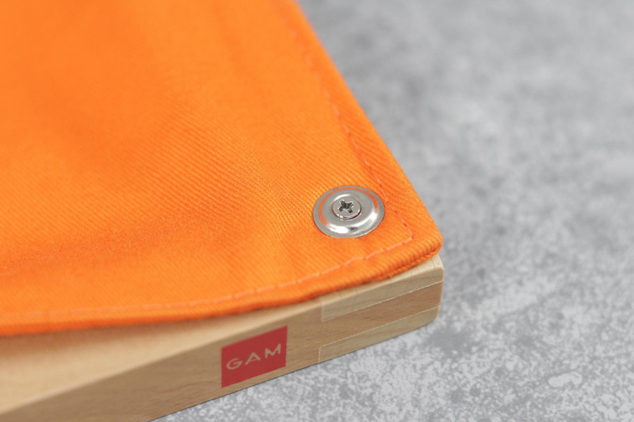 Buttoning Frame with Small Buttons