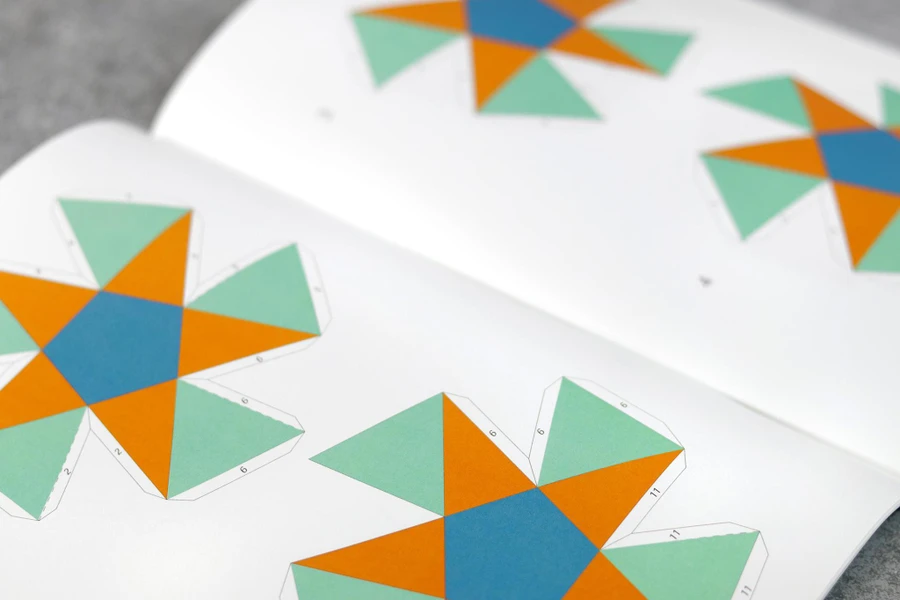Constructing 3D Uniform Polyhedra - Digital Printable