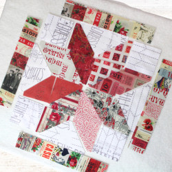 The Vintage Touch: Tim Holtz Painter’s Palette in Every Hue