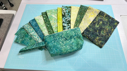 Fat Quarter Project: Wristlet